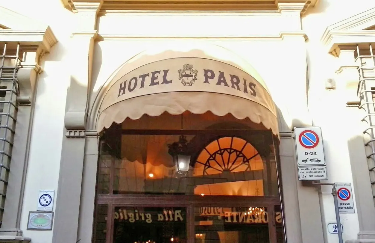tenda cappottina hotel paris